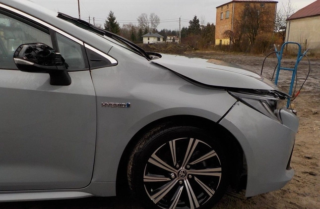 Toyota Corolla cena 37900 przebieg: 34234, rok produkcji 2021 z Ćmielów małe 407
